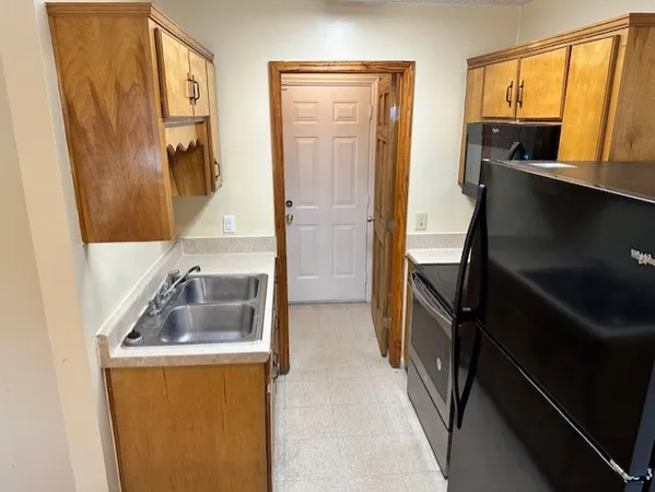 $1,000 | 1716 Bartow Street, Brunswick, GA 31520