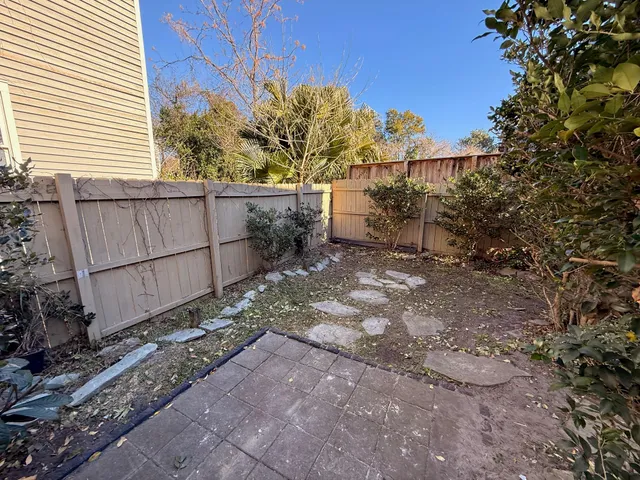 $2,000 | 34 Amherst Street, Unit A, Charleston, SC 29403