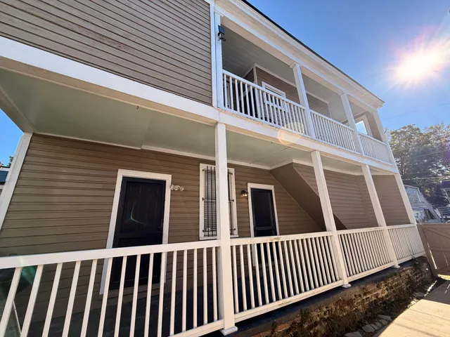 $2,000 | 34 Amherst Street, Unit A, Charleston, SC 29403