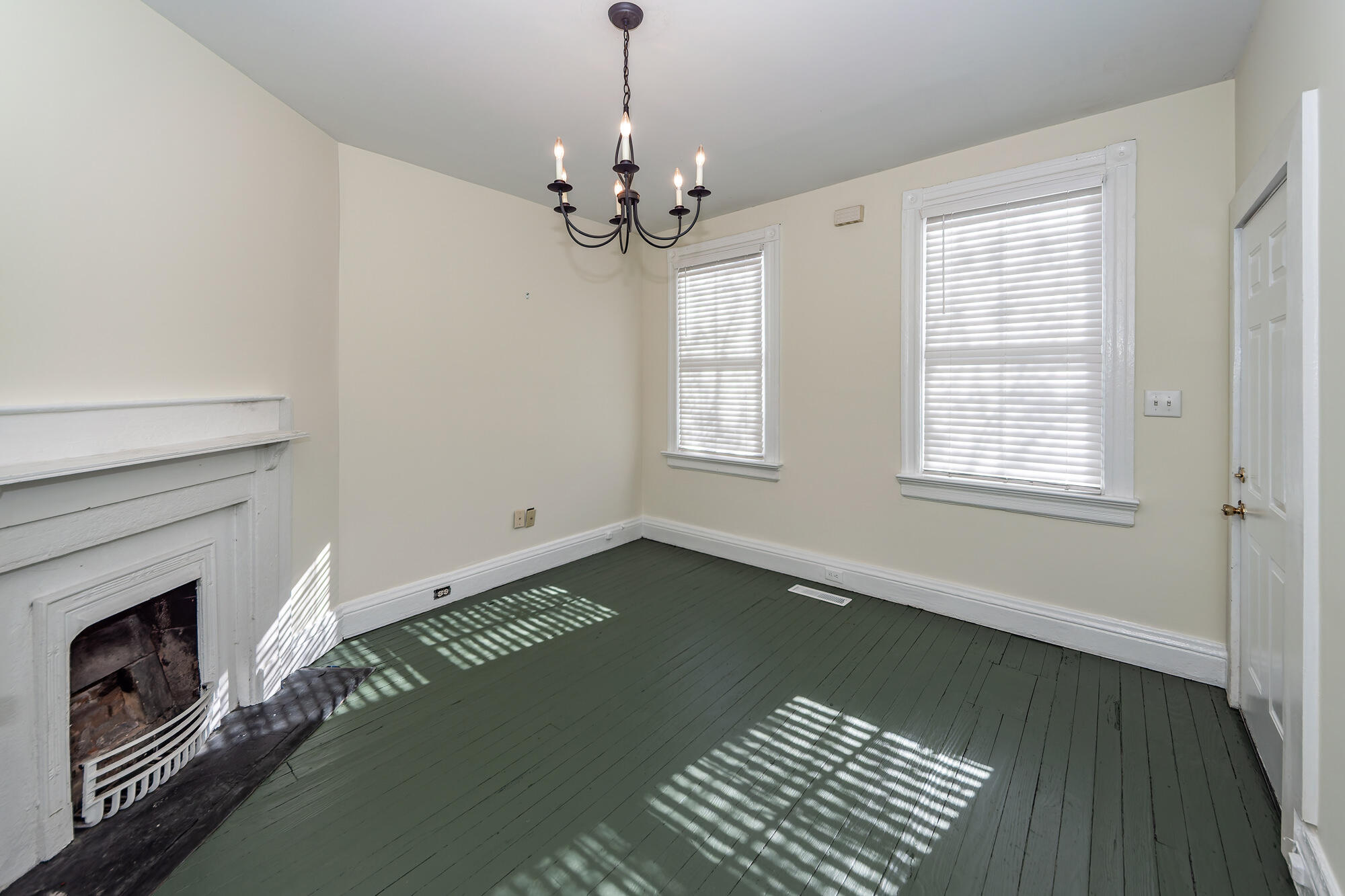 34 Amherst Street, Unit A Charleston, SC 29403 - Photo 5 of 30 12