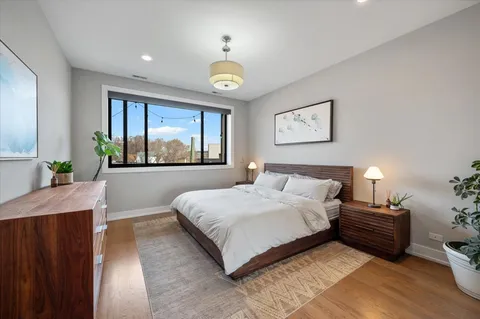 $650,000 | 2730 West Armitage Avenue, Unit 3E, Chicago, IL 60647