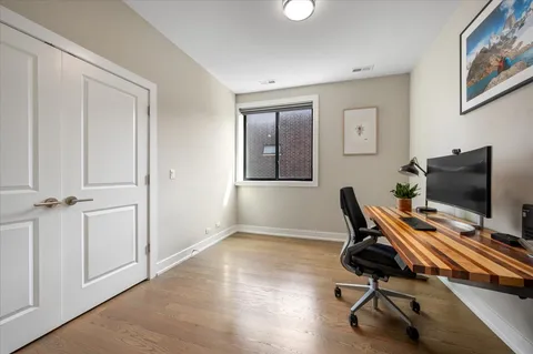 $650,000 | 2730 West Armitage Avenue, Unit 3E, Chicago, IL 60647
