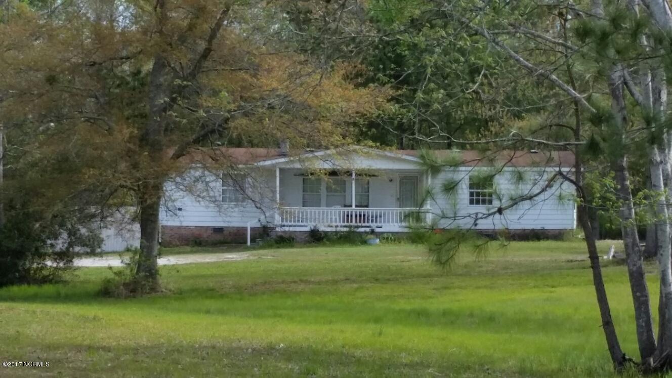 821 Sand Ridge Road Hubert, NC 28539 - Photo 1 of 18 front view