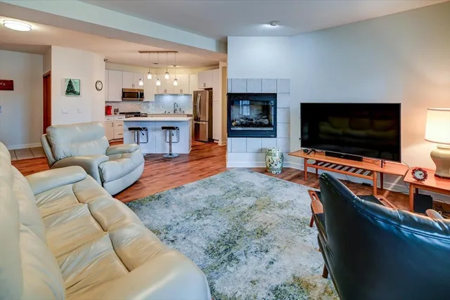 $309,900 | 3027 Providence Street, Unit 4, Sun Prairie, WI 53590