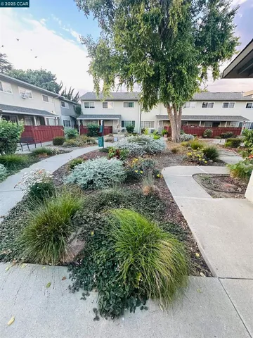 $519,999 | 670-670 Fargo Avenue, Unit 5, San Leandro, CA 94579
