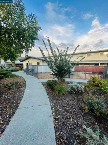 $519,999 | 670-670 Fargo Avenue, Unit 5, San Leandro, CA 94579