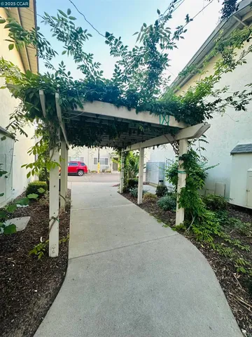 $519,999 | 670-670 Fargo Avenue, Unit 5, San Leandro, CA 94579