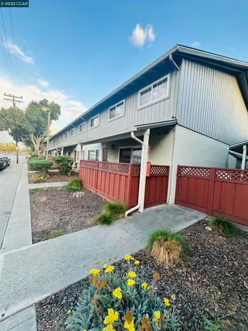 $519,999 | 670-670 Fargo Avenue, Unit 5, San Leandro, CA 94579