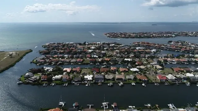 $670,000 | 6451 Rubia Circle, Apollo Beach, FL 33572