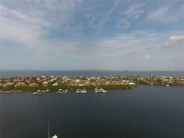 $670,000 | 6451 Rubia Circle, Apollo Beach, FL 33572