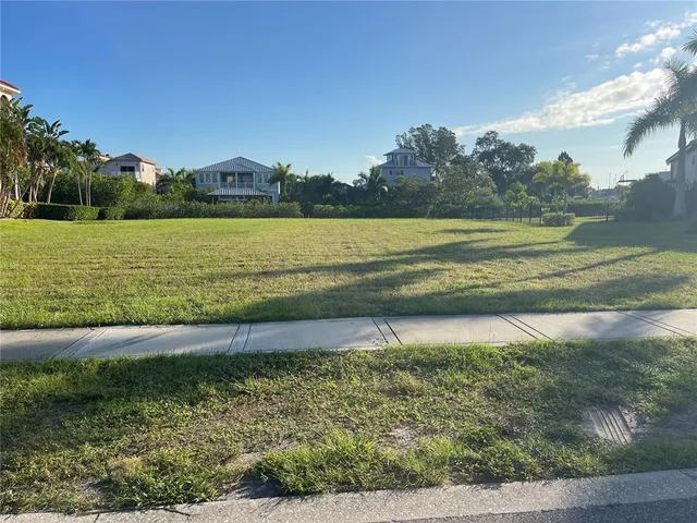 $670,000 | 6451 Rubia Circle, Apollo Beach, FL 33572