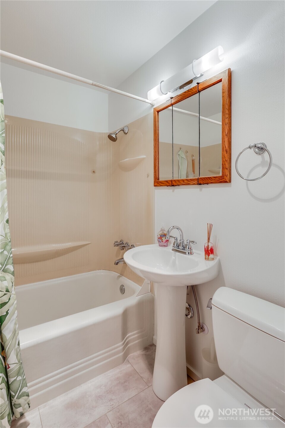 551 Bronson Way Northeast Renton, WA 98056 - Photo 17 of 25