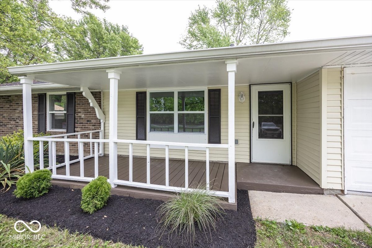8145 Railroad Road Indianapolis, IN 46217 - Photo 2 of 18 Gallery Image 2