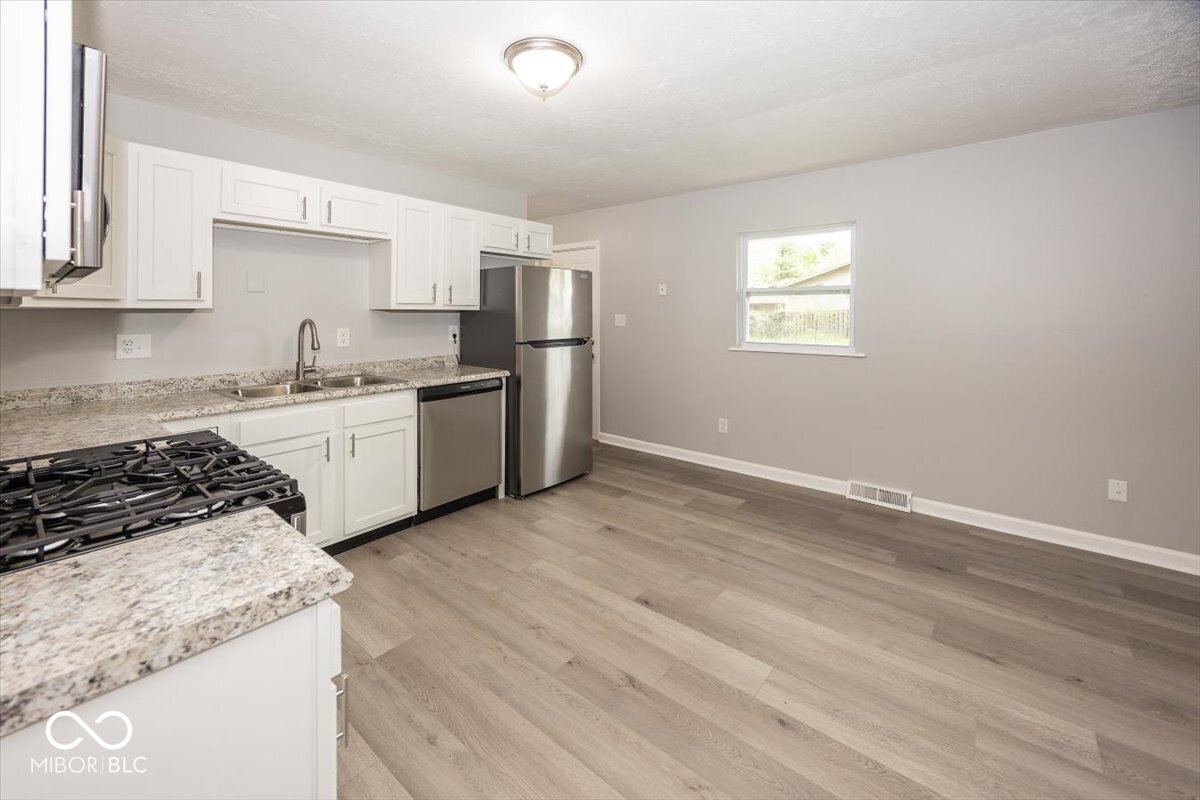 8145 Railroad Road Indianapolis, IN 46217 - Photo 8 of 18 Gallery Image 8