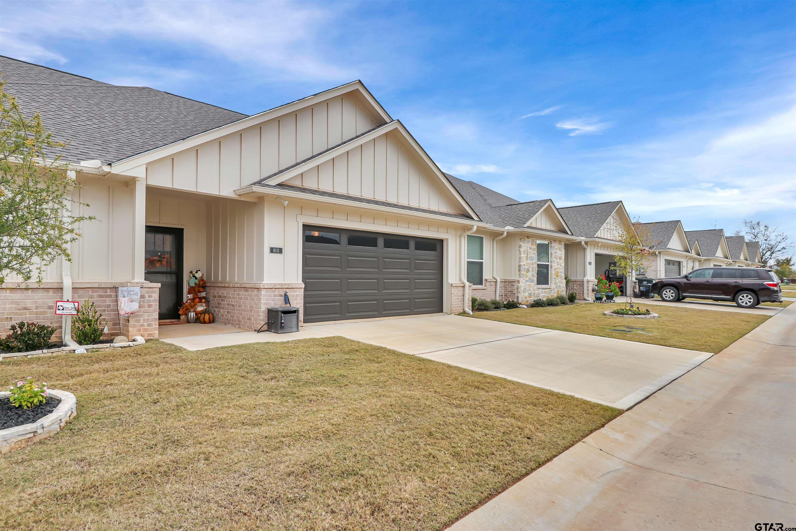 6111 Hamilton Mdws Way Tyler, TX 75703 - Photo 2 of 25