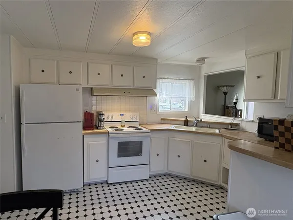 $60,000 | 10117 218th Ave Court East, Unit 45, Bonney Lake, WA 98391