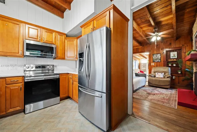 $774,900 | 281 Iroquois Street, Miami Springs, FL 33166