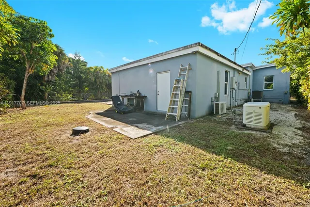 $774,900 | 281 Iroquois Street, Miami Springs, FL 33166