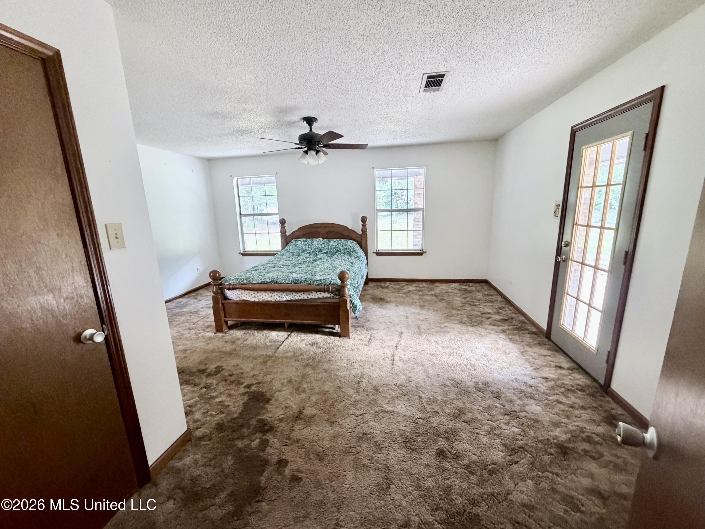 17816 Fosters Road Moss Point, MS 39562 - Photo 26 of 32 IMG_5530