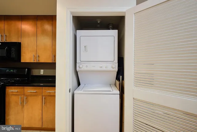$3,150 | 715 6th Street Northwest, Unit 904, Washington, DC 20001