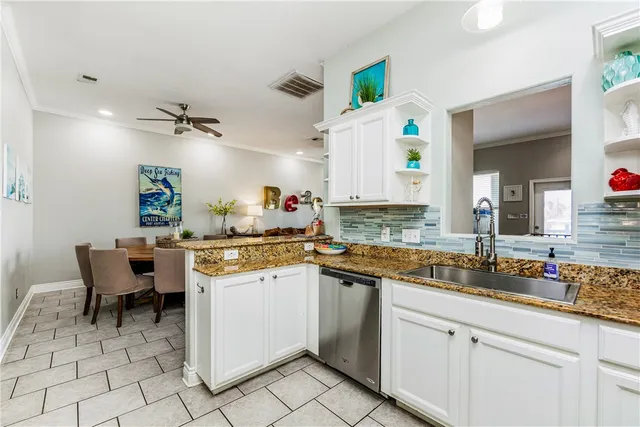 $525,000 | 1833 Eleventh Street, Unit D2, Port Aransas, TX 78373