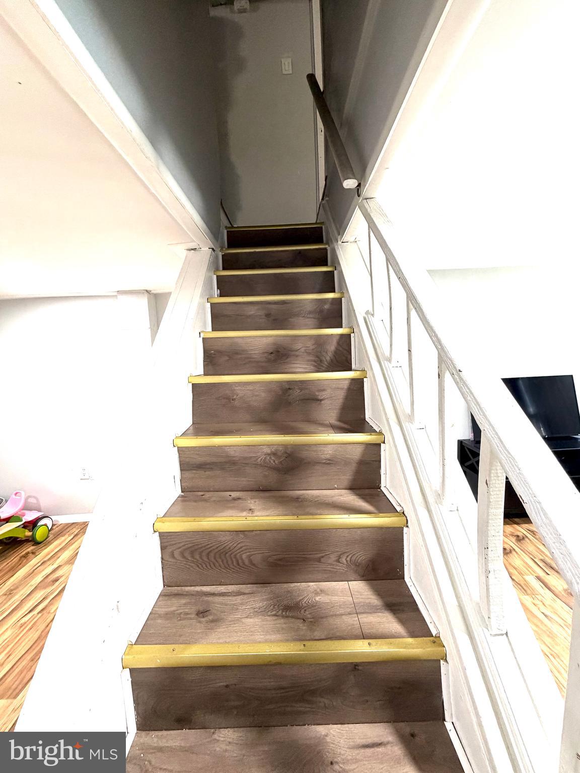 526 South 11th Street Reading, PA 19602 - Photo 10 of 22 a view of entryway