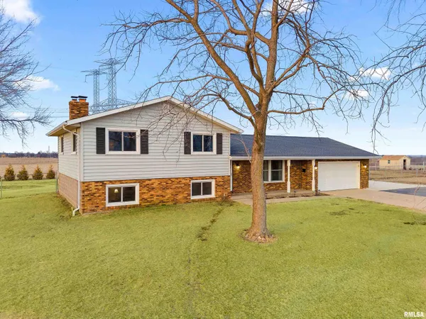 $649,900 | 21184 Allentown Road, Pekin, IL 61554