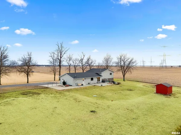 $649,900 | 21184 Allentown Road, Pekin, IL 61554