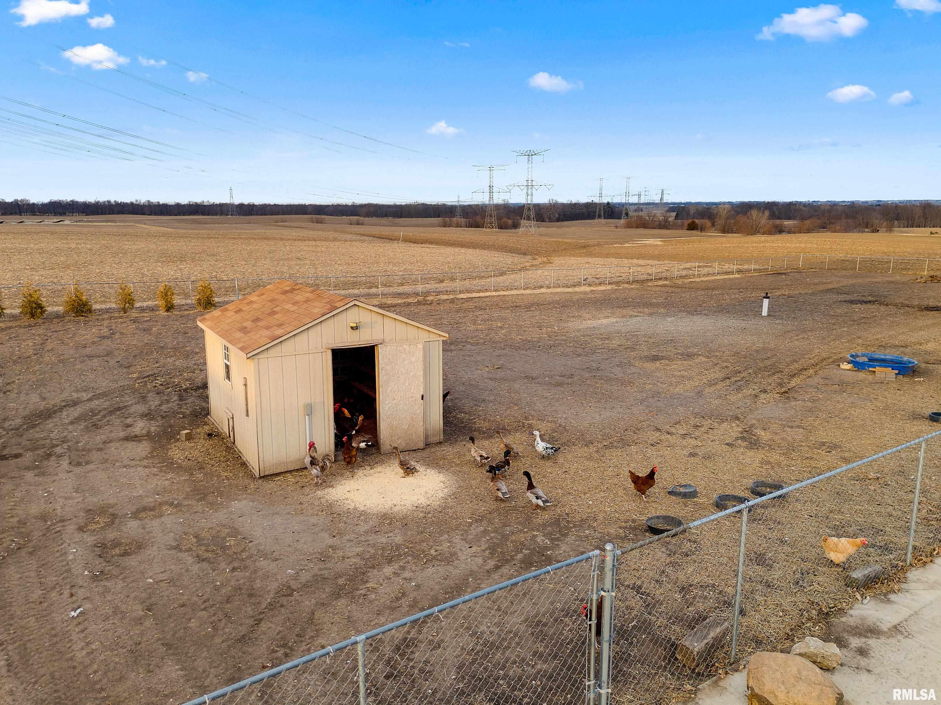 21184 Allentown Road Pekin, IL 61554 - Photo 12 of 58