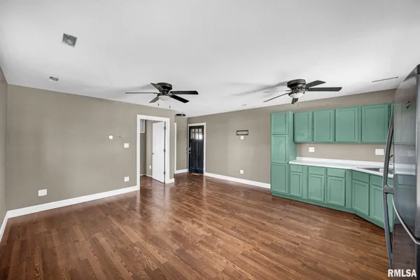 $634,800 | 21184 Allentown Road, Pekin, IL 61554