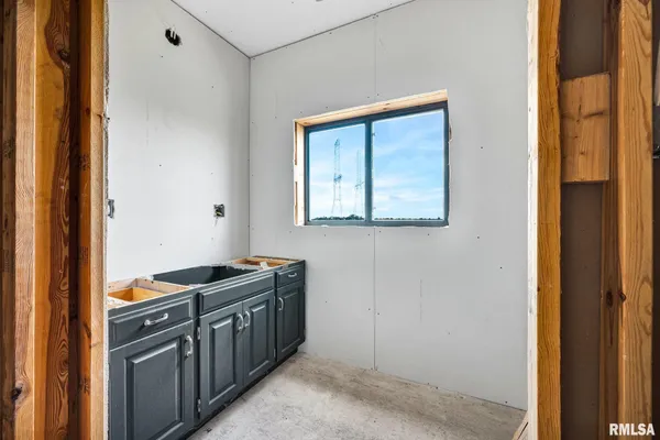 $634,800 | 21184 Allentown Road, Pekin, IL 61554