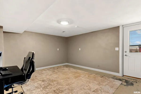 $634,800 | 21184 Allentown Road, Pekin, IL 61554