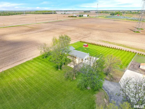 $634,800 | 21184 Allentown Road, Pekin, IL 61554
