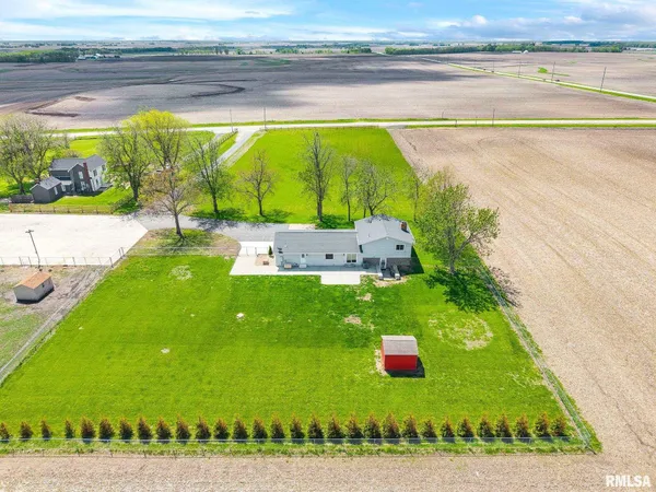 $634,800 | 21184 Allentown Road, Pekin, IL 61554