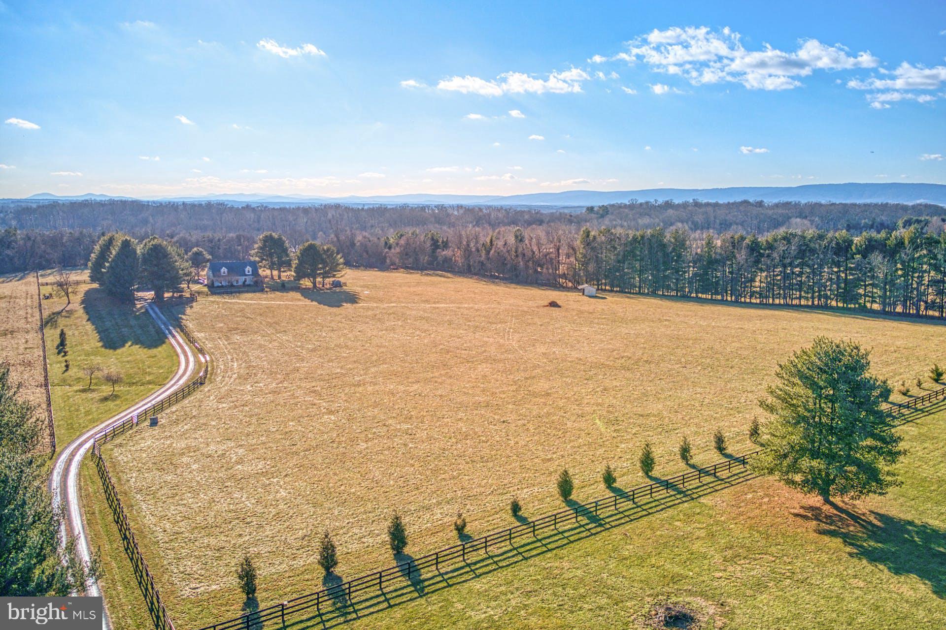 36937 North Fork Road Purcellville, VA 20132 - Photo 2 of 78 Welcome to Western Loudoun!