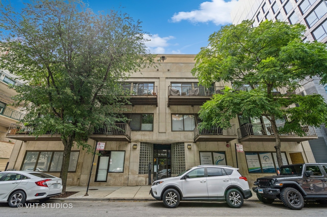 14 North Sangamon Street, Unit 401 Chicago, IL 60607 - Photo 1 of 13