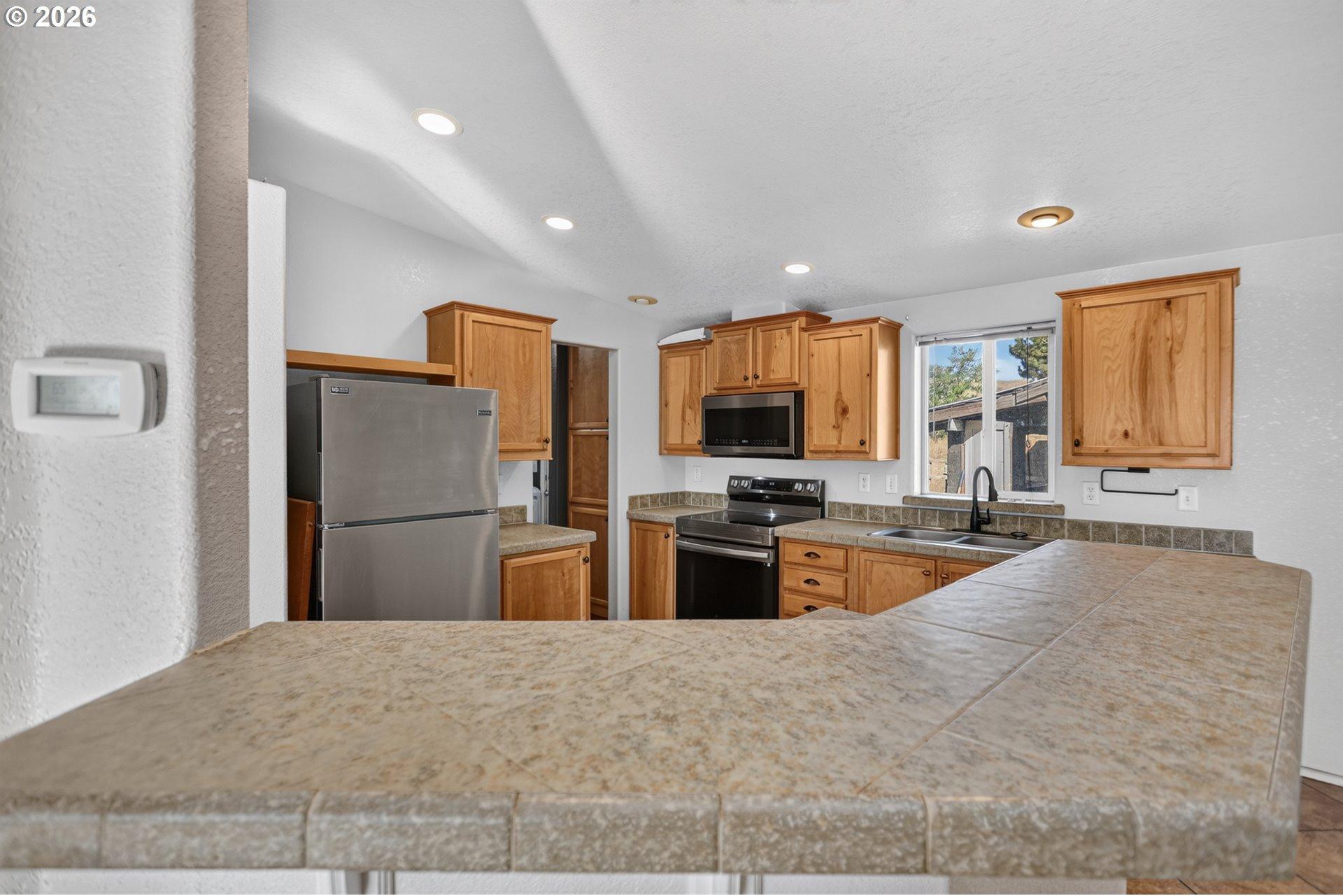402 Jefferson Street Moro, OR 97039 - Photo 7 of 47 Gallery Image 7