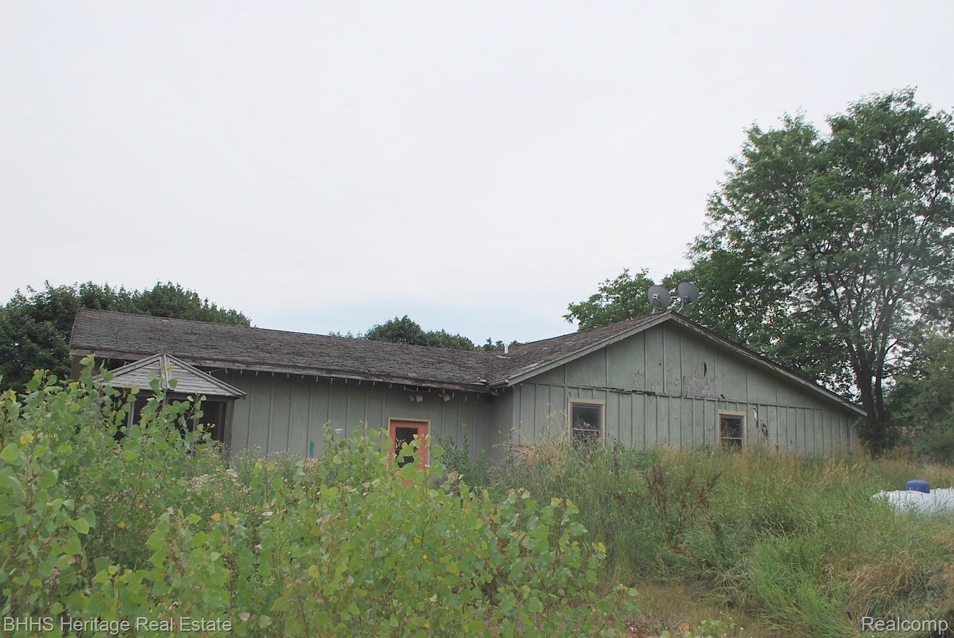 2544 Brogan Road Stockbridge, MI 49285 - Photo 9 of 9 Rear View