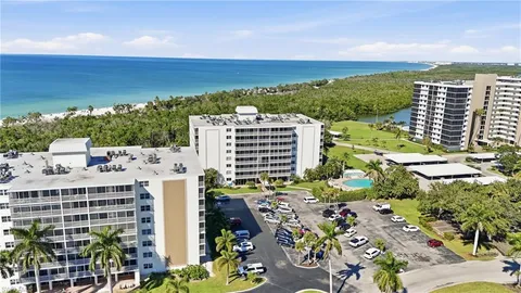 a view of a city and a lot of buildings