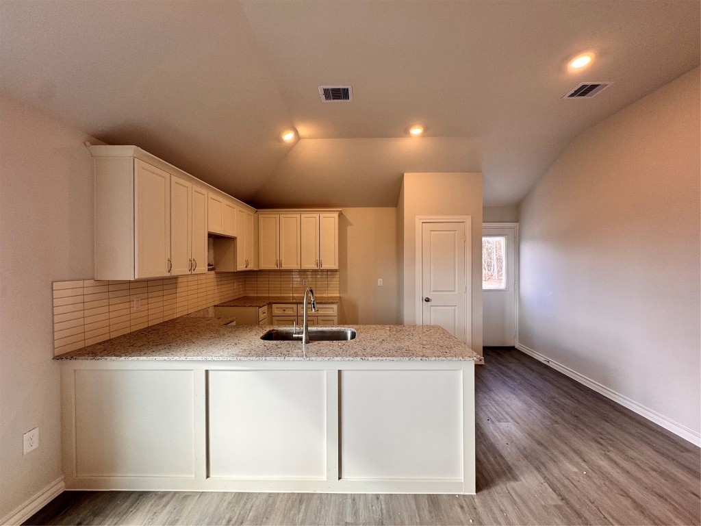 106 County Rd-5102L Cleveland, TX 77327 - Photo 5 of 13