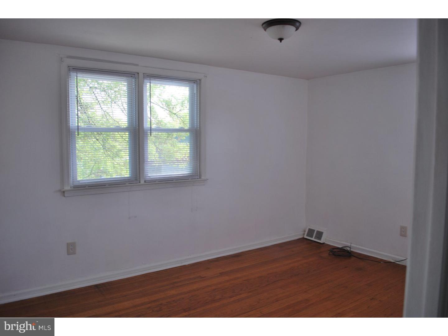 306 Laurel Road Sharon Hill, PA 19079 - Photo 9 of 13 Gallery Image 9