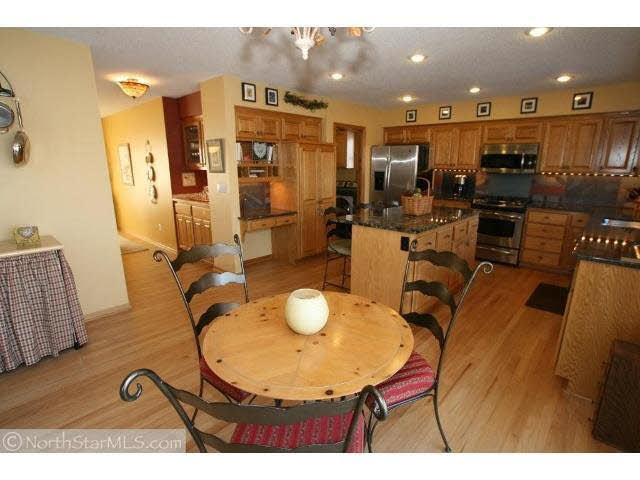 18634 Schroers Farm Road Eden Prairie, MN 55347 - Photo 4 of 17 Gallery Image 4