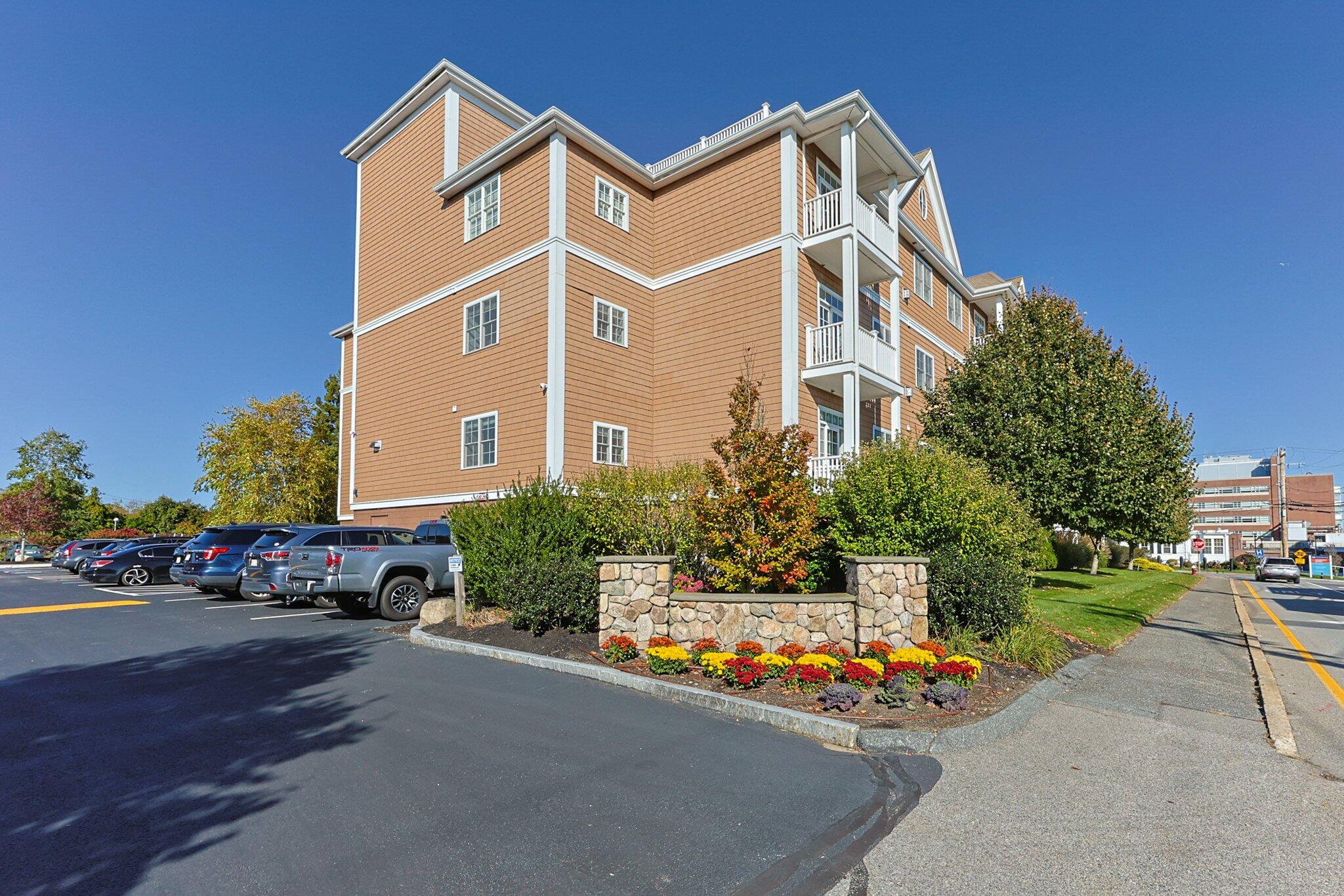 89 Lewis Bay Road, Unit 303 Hyannis, MA 02601 - Photo 29 of 44 front side