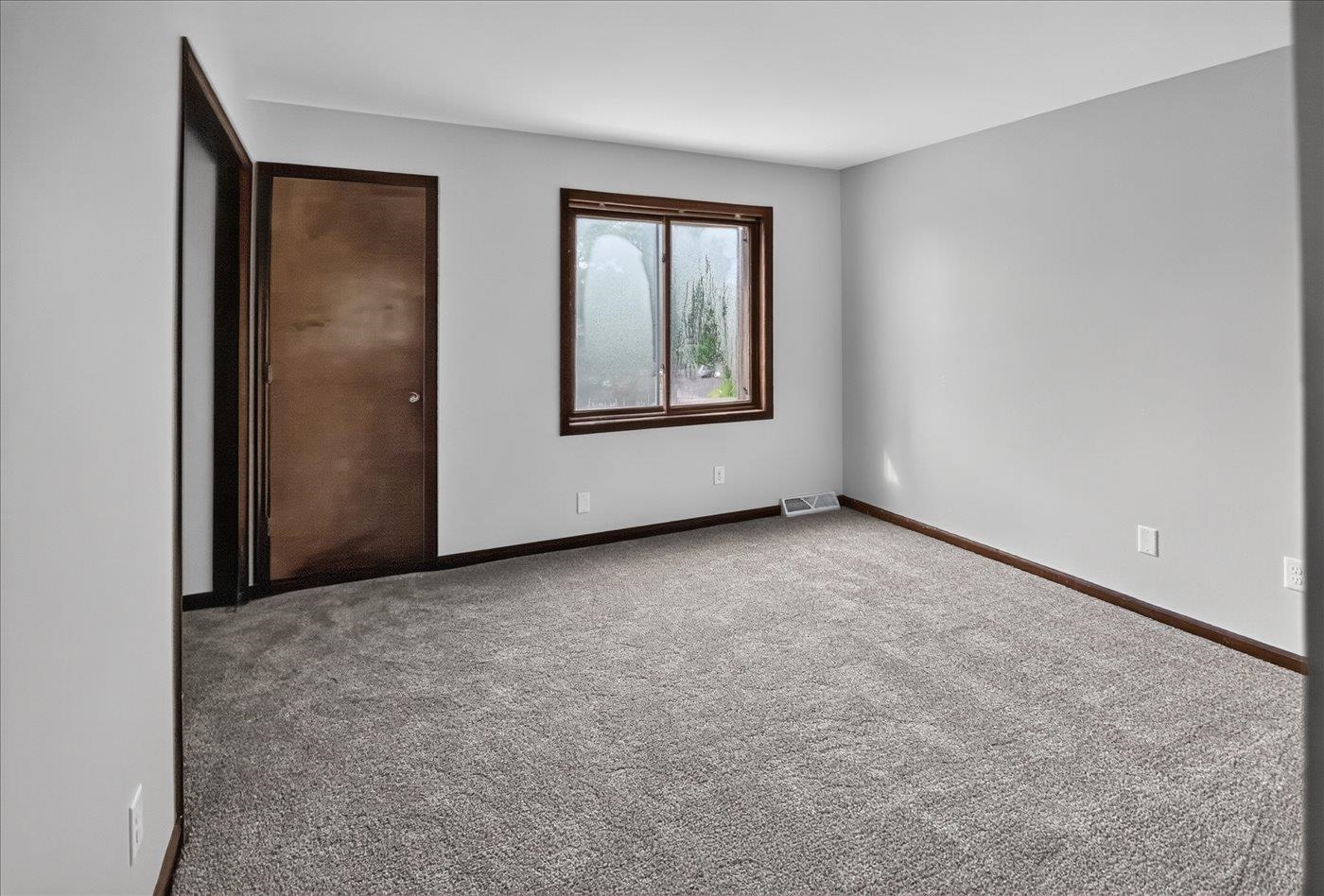 6866 Park Ridge Drive Madison, WI 53719 - Photo 15 of 31