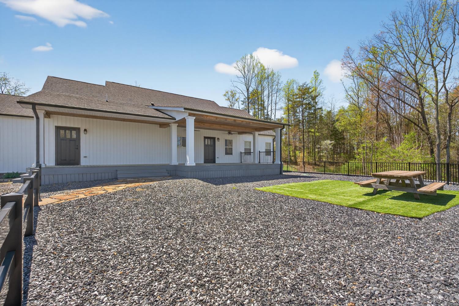 3162 Oak Hill Road Buckingham, VA 23921 - Photo 14 of 72