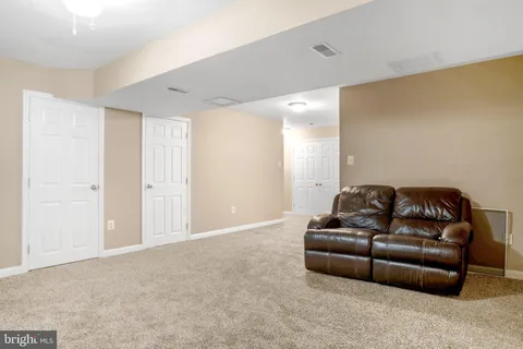 $335,000 | 10 Amberlady Court, Owings Mills, MD 21117