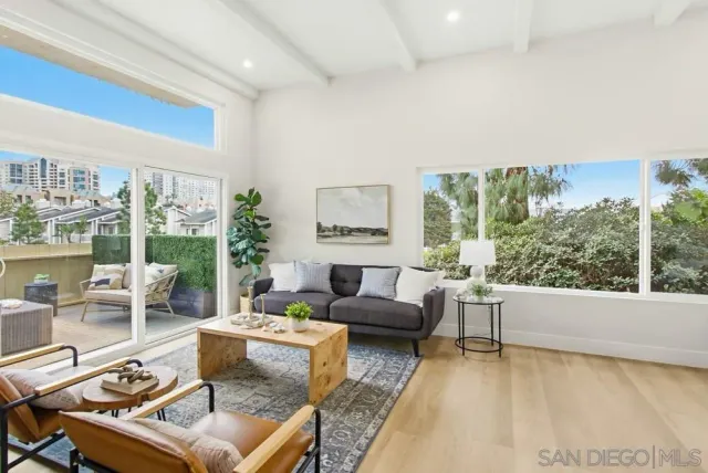 $1,099,000 | 4020 La Jolla Village, La Jolla, CA 92037