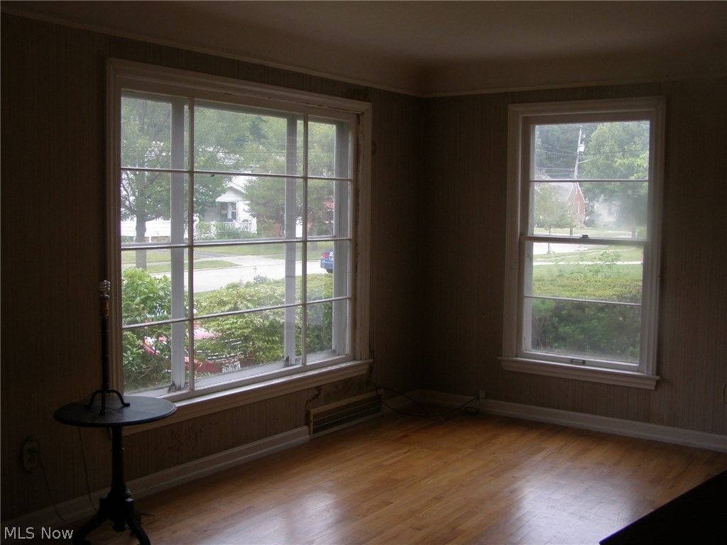 4502 Emerson Road Cleveland, OH 44121 - Photo 14 of 22