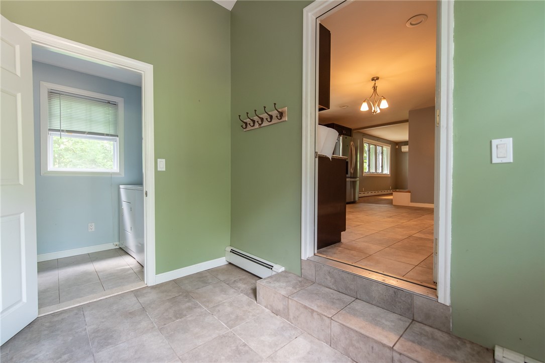11 Country Hill Road Cumberland, RI 02864 - Photo 4 of 27