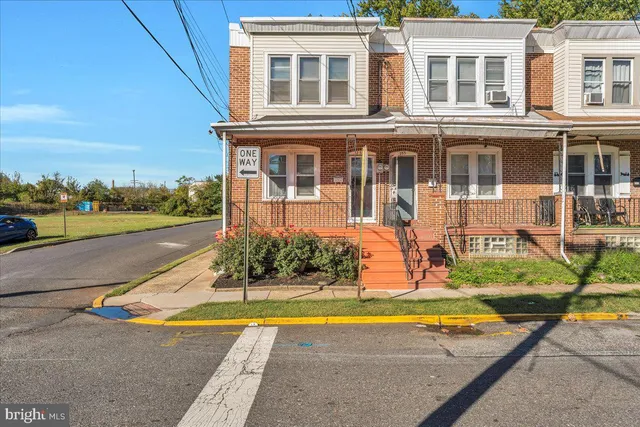 $195,000 | 255 Cedar Avenue, Woodlynne, NJ 08107